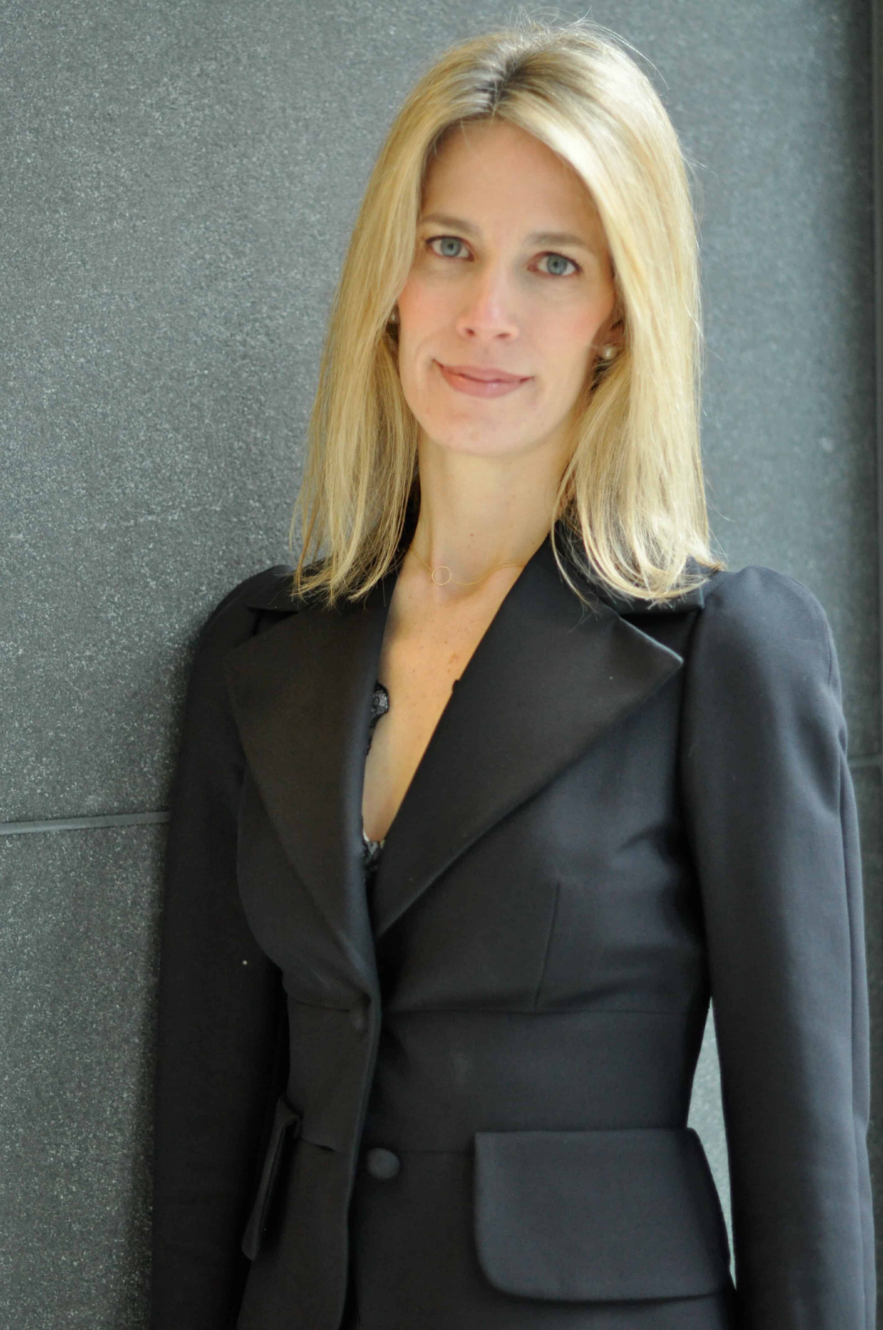 Portrait of Shannon Smith, performance strategist and Pilates instructor with healthcare leadership experience